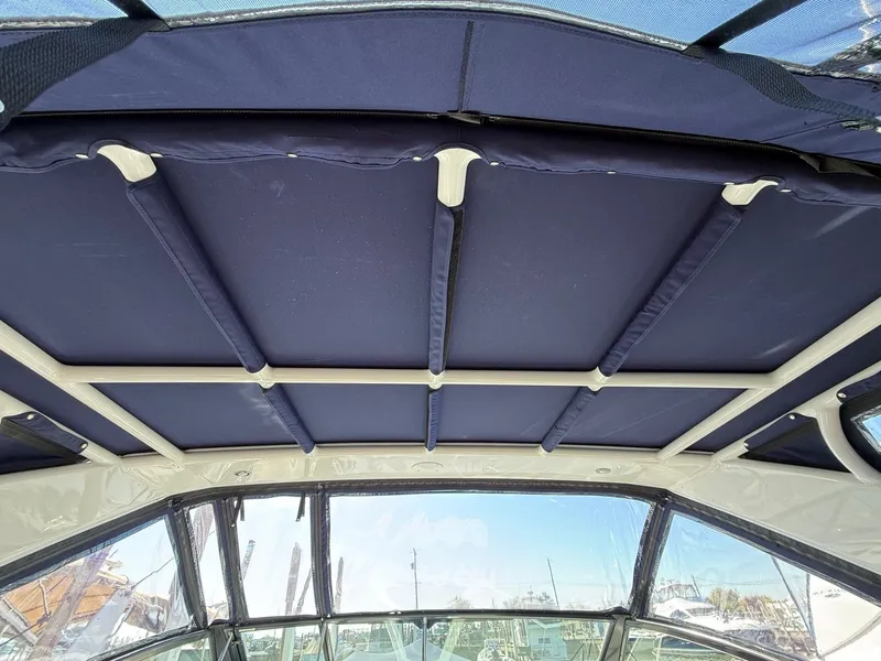 Slide: The Image of Cruisers Yachts 328 SPORT 2015 - 19