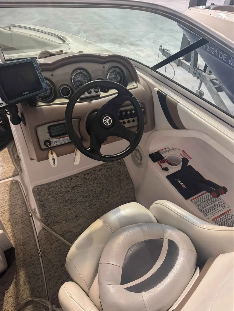 Slide: The Image of Yamaha SX230 2003 - 9