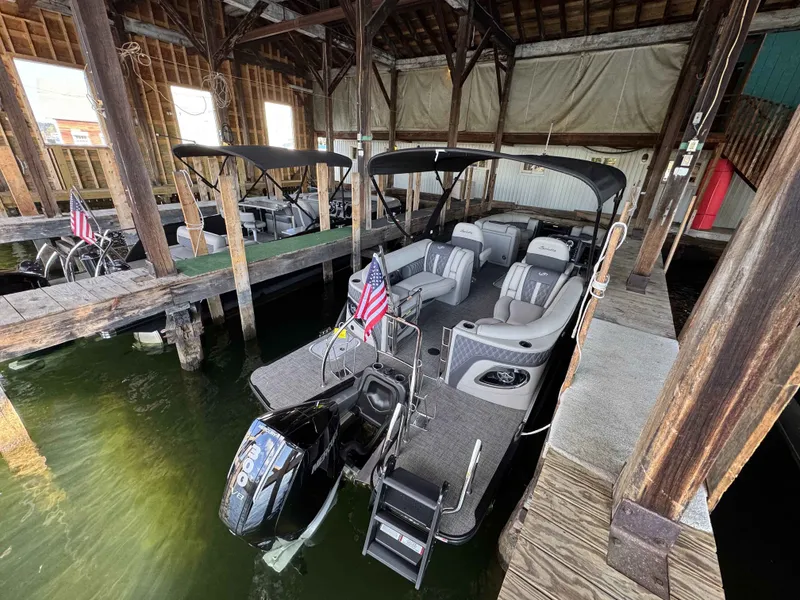 Slide: The Image of Barletta Lusso 23QCSS 2025 - 4