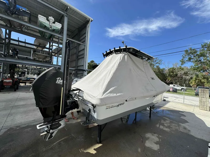 Slide: The Image of Ranger 2360 Bay 2020 - 39