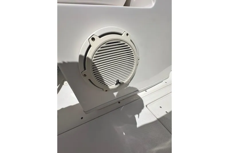 Slide: The Image of Speaker on 2011 Robalo R300 Center Console boat interior. - 30