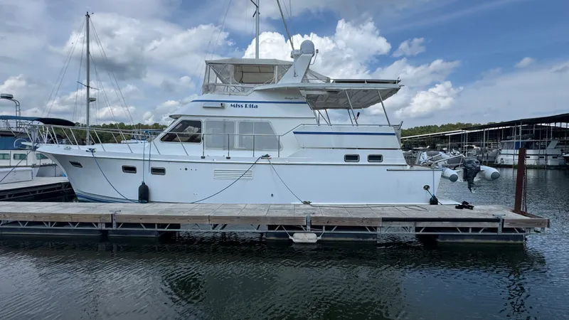 Slide: The Image of Exterior Port - 10