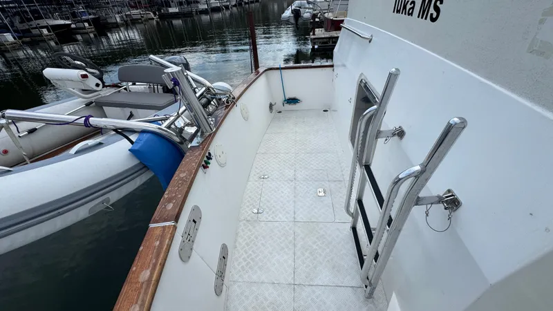 Slide: The Image of Cockpit Extension - 15