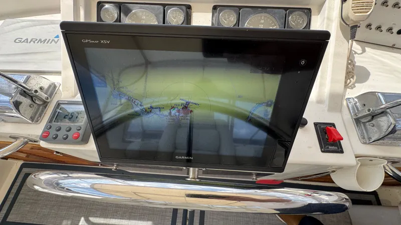 Slide: The Image of Helm Station - 33