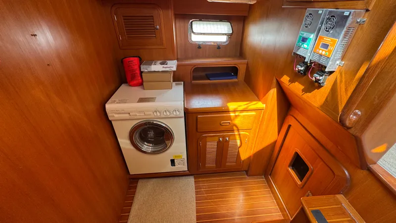 Slide: The Image of Companionway Laundry - 53