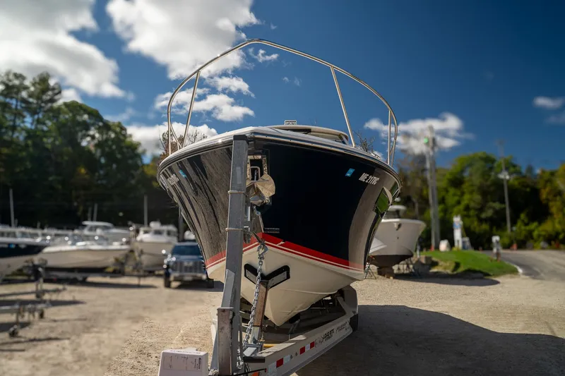 Slide: The Image of Pursuit OS 325 Offshore 2018 - 7