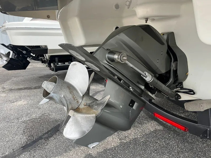 Slide: The Image of 2019 Formula 270 Bowrider 3 - 3