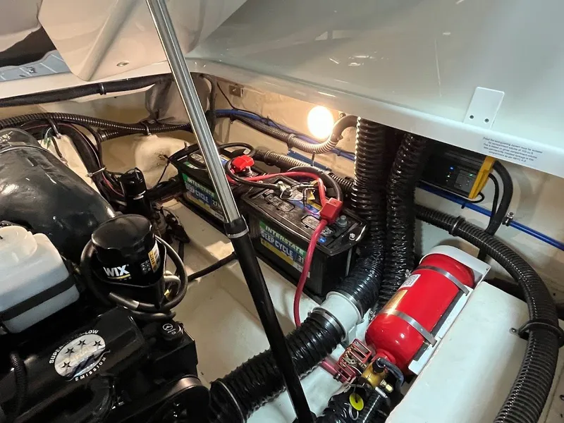 Slide: The Image of 2019 Formula 270 Bowrider 30 - 30