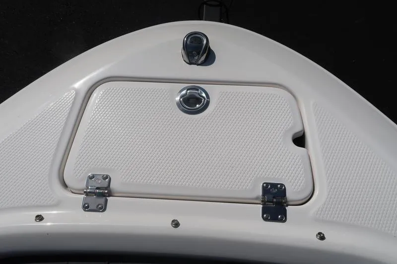 Slide: The Image of Bow storage compartment on 2026 Chaparral 21 SSi boat. - 28