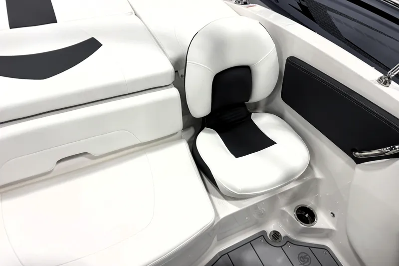 Slide: The Image of 2026 Chaparral 21 SSi Ski & Fish boat interior with white and black seating. - 16