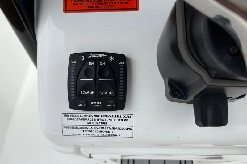 Slide: The Image of Control panel on 2021 Sea Hunt Gamefish 27 Forward Seating boat. - 31