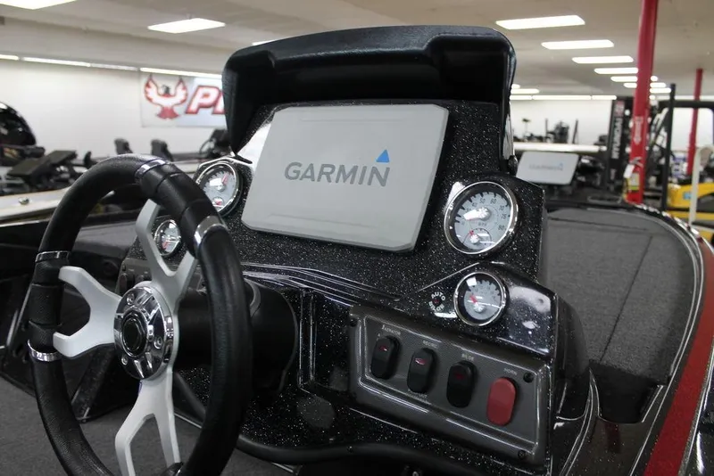 Slide: The Image of Dashboard of a 2022 Nitro Z18 Pro boat featuring Garmin navigation system. - 7