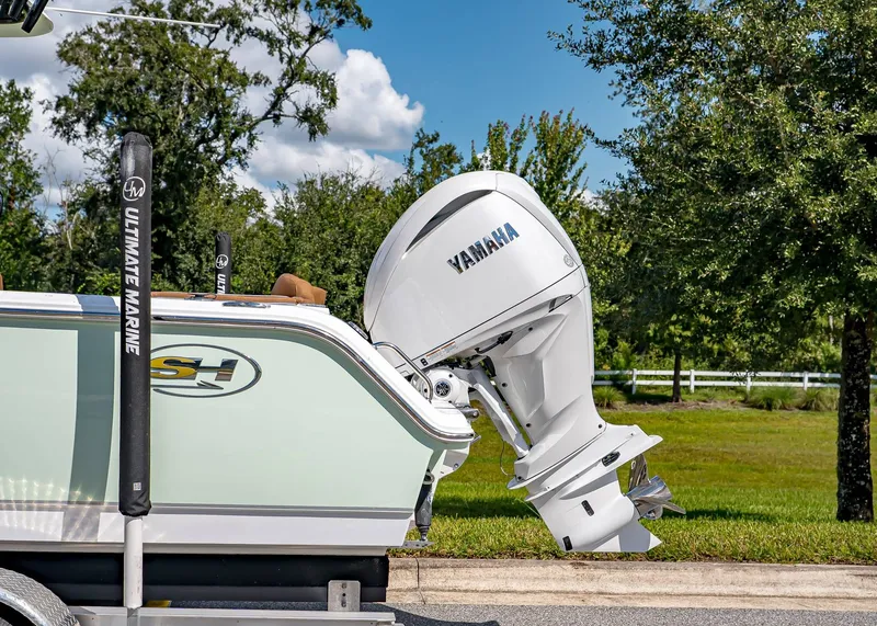 Slide: The Image of Sea Hunt Ultra 245 SE 2026 - 3