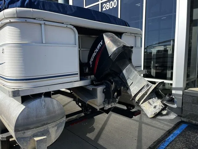 Slide: The Image of Sylvan 820 2003 - 13