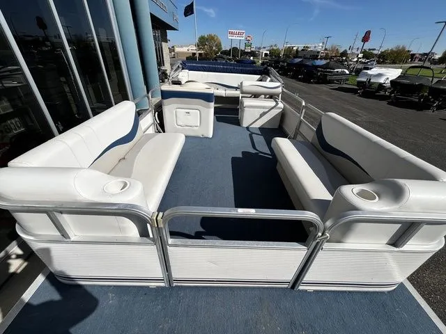 Slide: The Image of Sylvan 820 2003 - 14