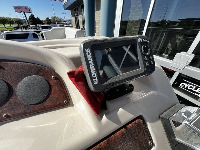 Slide: The Image of Sylvan 820 2003 - 18