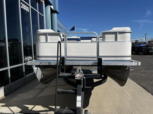 Slide: The Image of Sylvan 820 2003 - 8