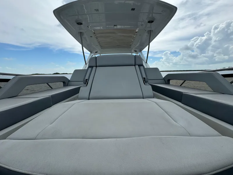 Slide: The Image of Cruisers 60 Cantius 2021 - 52