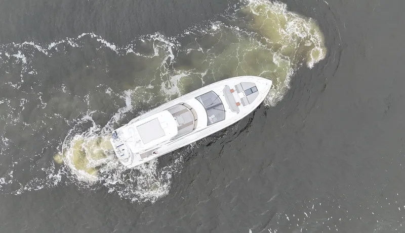 Slide: The Image of Cruisers 60 Fly 2021 - 70