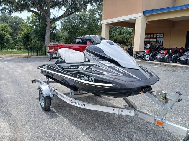 Slide: The Image of Yamaha VX 2019 - 4