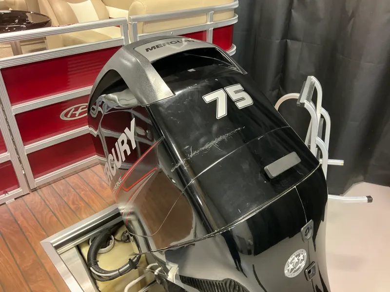 Slide: The Image of Harris SOLSTICE 220 2013 - 8