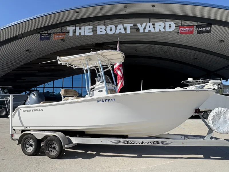 Slide: The Image of Sportsman Open 212 Center Console 2016 - 7