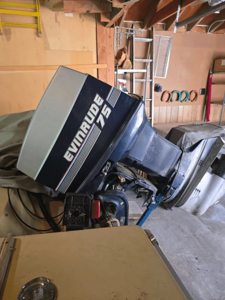 Slide: The Image of Silverline Catalina 16 1979 - 4