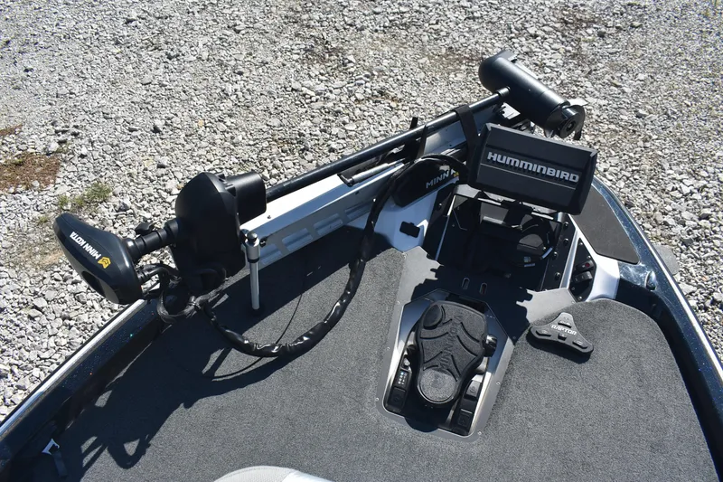 Slide: The Image of 2023 Skeeter ZXR20 boat deck with Minn Kota trolling motor and Humminbird fish finder. - 14