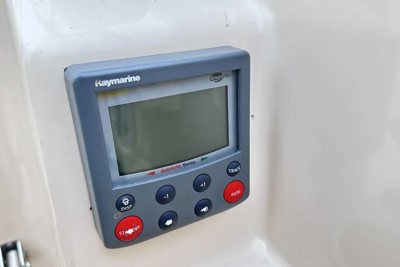 Slide: The Image of Raymarine SmartPilot control panel on 2007 Grady-White Tournament 225 boat. - 22