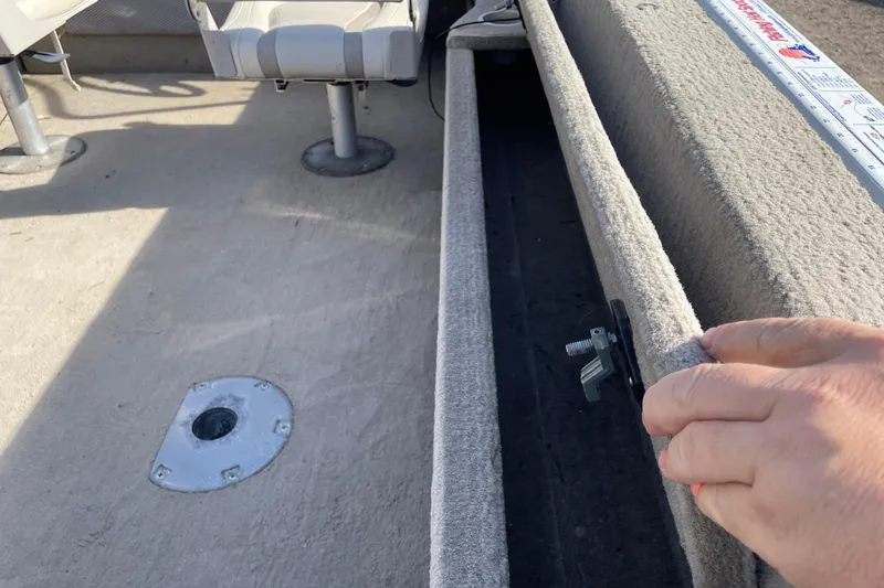 Slide: The Image of 2004 Starcraft C-Star 1800 OB boat with yellow hatch cover on deck. - 17