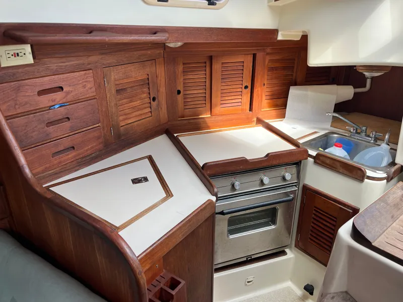 Slide: The Image of Tartan 31 1990 - 10