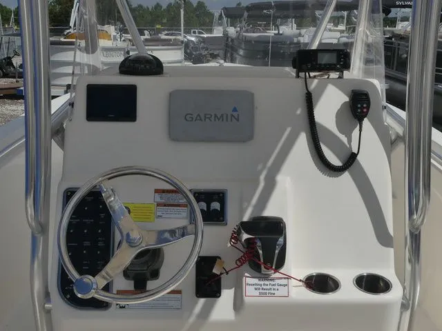 Slide: The Image of Cobia 237 Center Console 2022 - 18