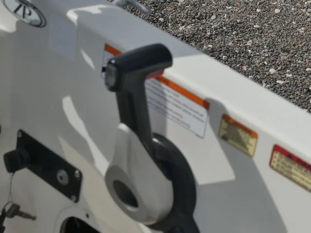 Slide: The Image of Stingray 182SC (OB) 2019 - 17