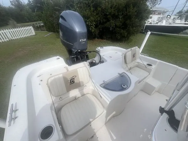 Slide: The Image of Carolina 238 DLV 2017 - 11