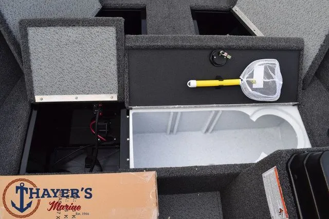 Slide: The Image of Lund 1650 Rebel XL SS 2026 - 18