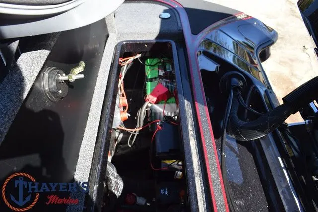 Slide: The Image of Triton 18 TrX 2022 - 25