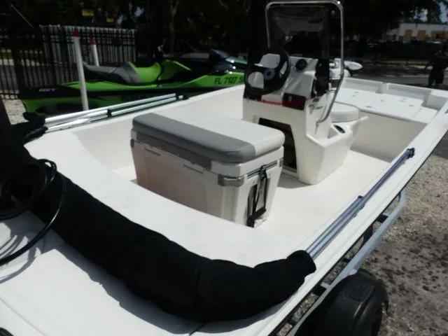 Slide: The Image of Mako Pro Skiff 15 CC 2021 - 6