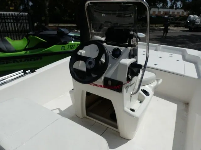 Slide: The Image of Mako Pro Skiff 15 CC 2021 - 7