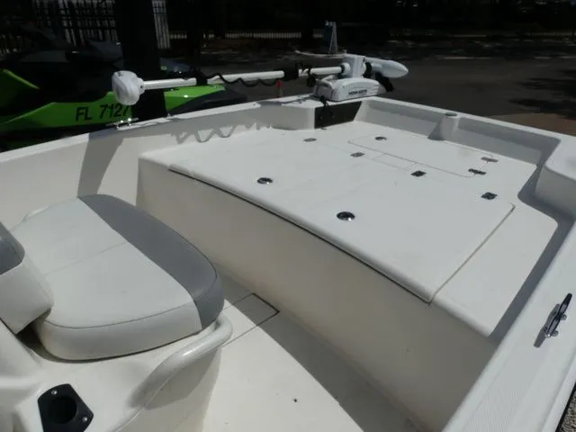 Slide: The Image of Mako Pro Skiff 15 CC 2021 - 8