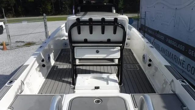 Slide: The Image of World Cat 235 CC 2023 - 7