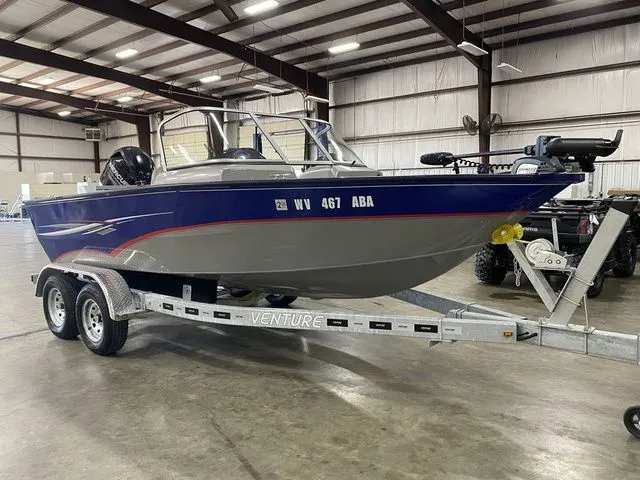 Slide: The Image of Tracker Pro Guide V-175 WT 2014 - 10