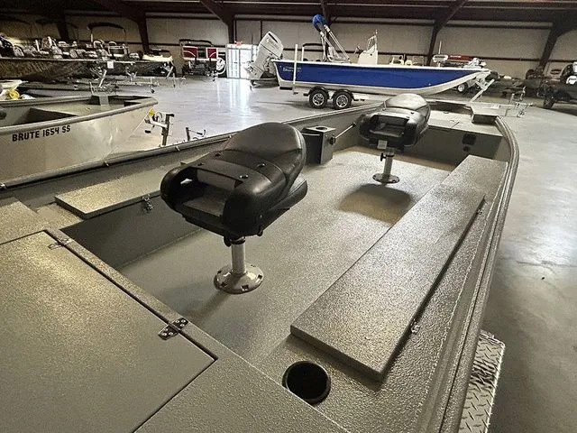 Slide: The Image of Xtreme Boats Brute 1754SS Tunnel 2026 - 7