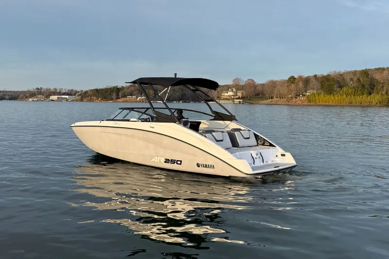 Slide: The Image of Yamaha AR250 2026 - 25