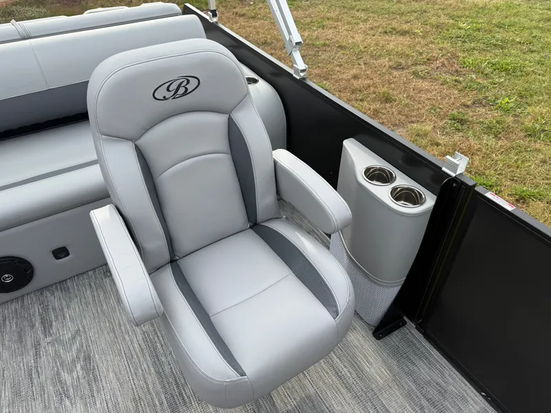 Slide: The Image of Bentley Pontoons Legacy 200 Swingback Pontoon & Honda 4-Stroke EFI 2026 - 12