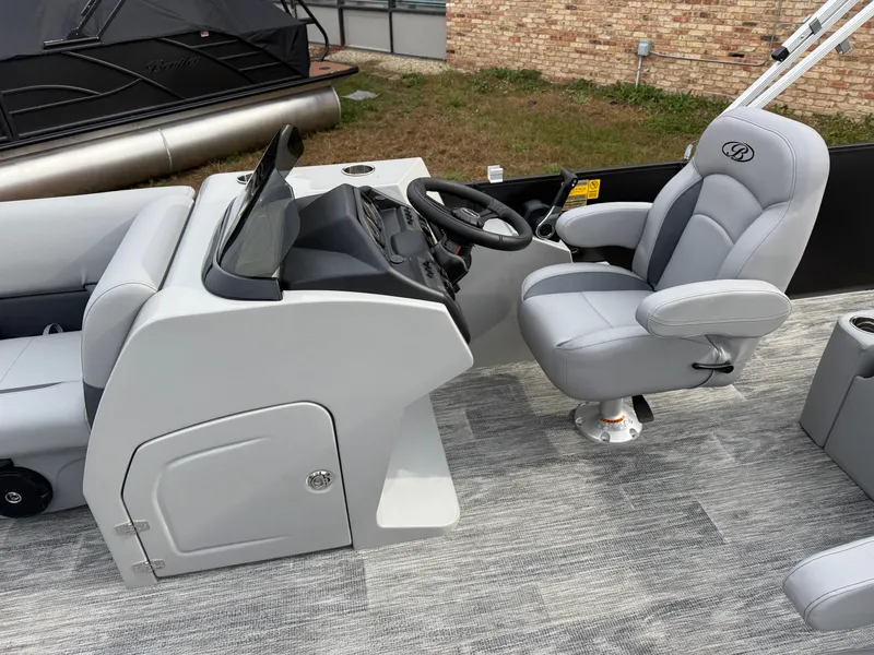 Slide: The Image of Bentley Pontoons Legacy 200 Swingback Pontoon & Honda 4-Stroke EFI 2026 - 13