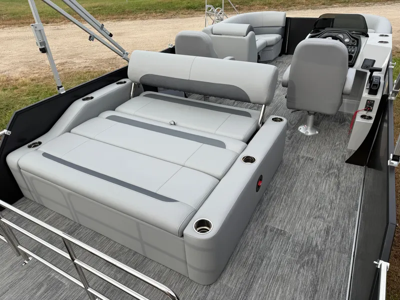Slide: The Image of Bentley Pontoons Legacy 200 Swingback Pontoon & Honda 4-Stroke EFI 2026 - 25