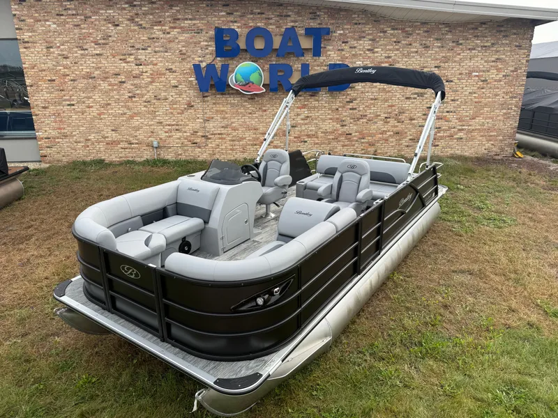 Slide: The Image of Bentley Pontoons Legacy 200 Swingback Pontoon & Honda 4-Stroke EFI 2026 - 46