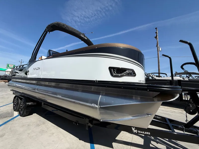 Slide: The Image of Avalon 25' LSZ Platinum Versatile Rear Bench Windshield w/ 200HP Mercury! 2026 - 11