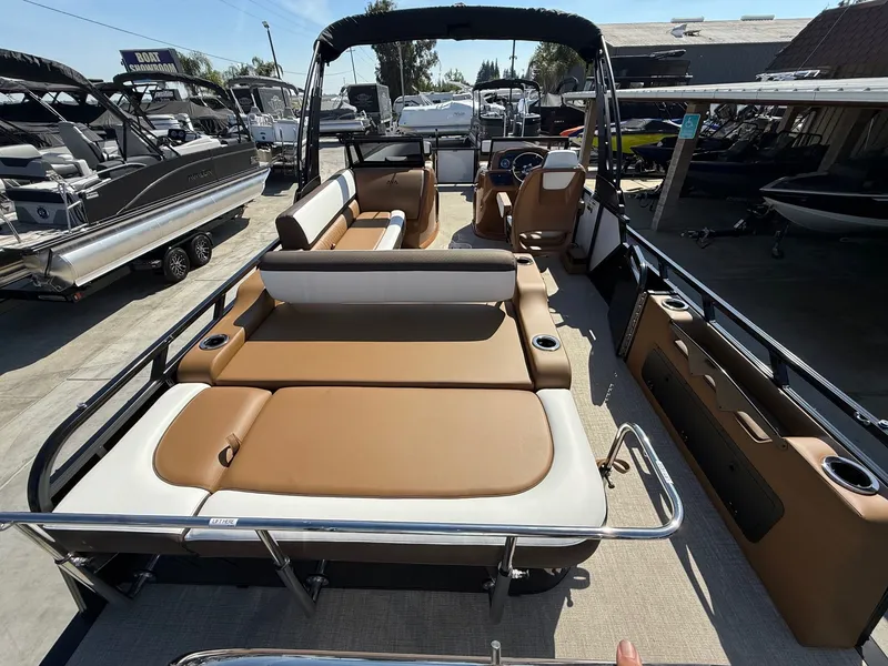 Slide: The Image of Avalon 25' LSZ Platinum Versatile Rear Bench Windshield w/ 200HP Mercury! 2026 - 7