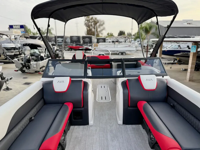 Slide: The Image of Avalon LSZ Platinum Elite Windshield w/ 200HP Pro XS Mercury! 2026 - 10